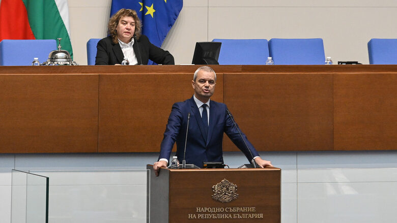 Костадинов: Това правителство е обречено да умре в позор, бързо и кратко