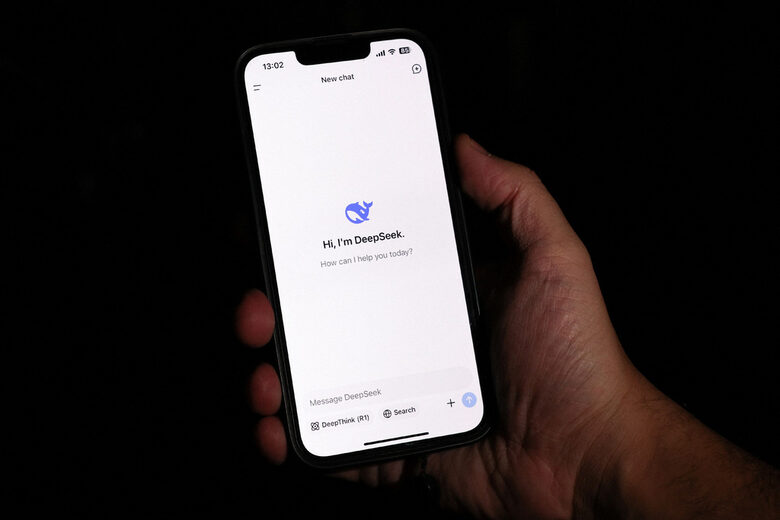 Alibaba пусна изкуствен интелект, за който твърди, че надминава DeepSeek-V3.