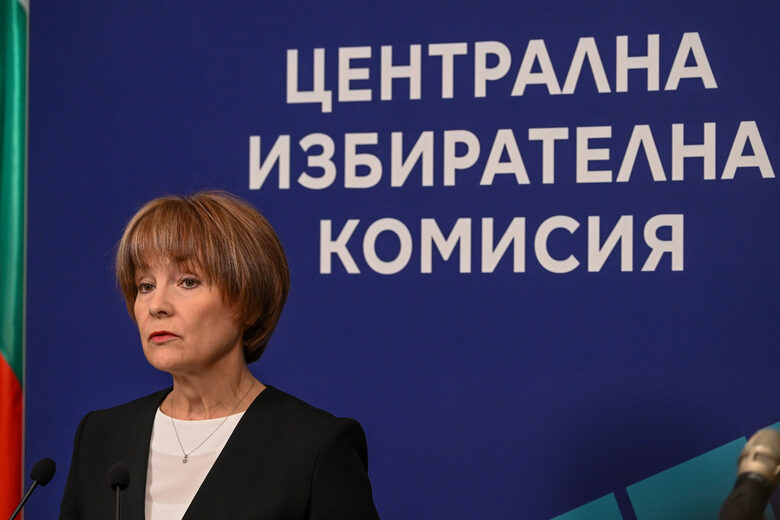 Изборната комисия предоставя на прокуратурата цялата си кореспонденция с Конституционния съд