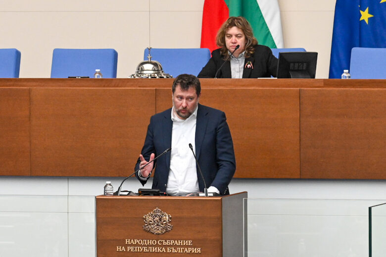 Ивайло Филипов - директор на "Информационно обслужване"