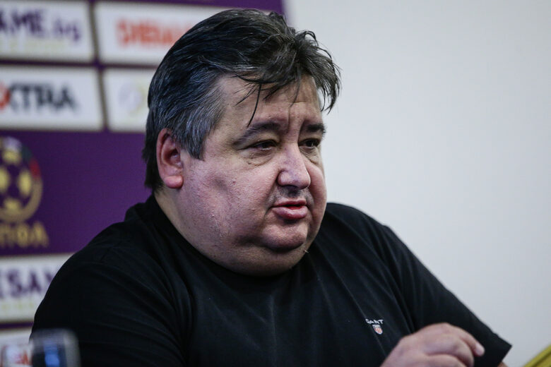 Атанас Караиванов обвини БФС във финансов рекет след солените глоби през октомври, които бяха наложени на "Левски" и ЦСКА.