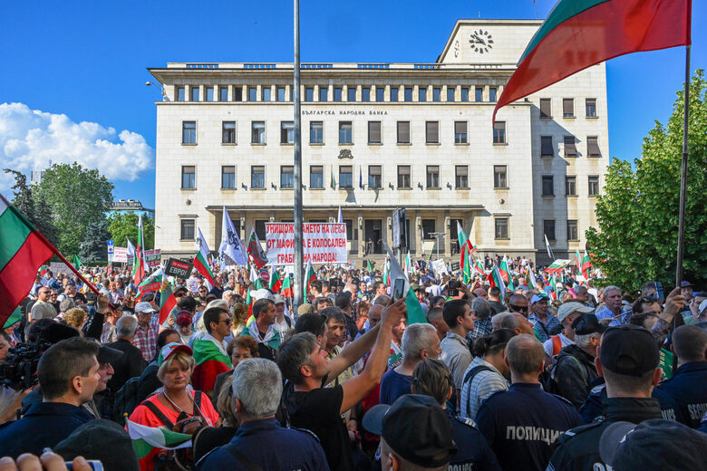 Диляна Гайтанджиева се заяви като противник на еврото, призова "да пазим България"