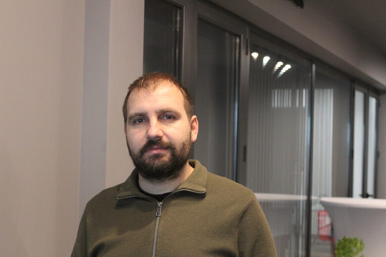Антон Петров, клиничен психолог в Института по социални дейности и практики и директор на центровете за обществена подкрепа "Надежда" и "Славейков" в гр. София