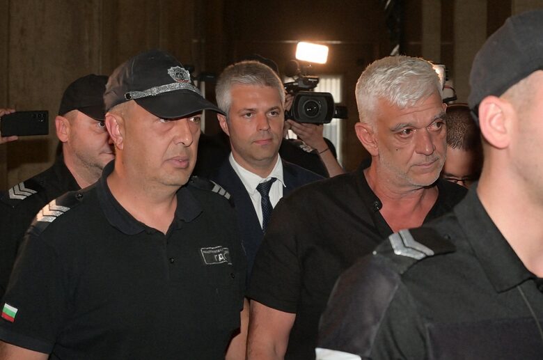 Софийският градски съд остави кмета на Варна и останалите трима за постоянно в ареста