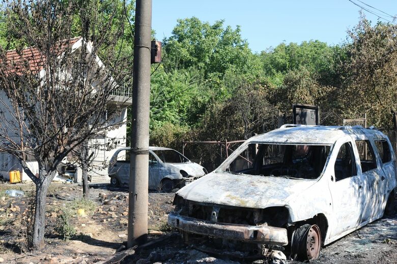 Овладени са пожарите в Русенско