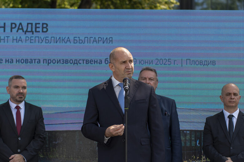 Президентът: Безхаберието на управляващите личи и в ситуацията с пожарите