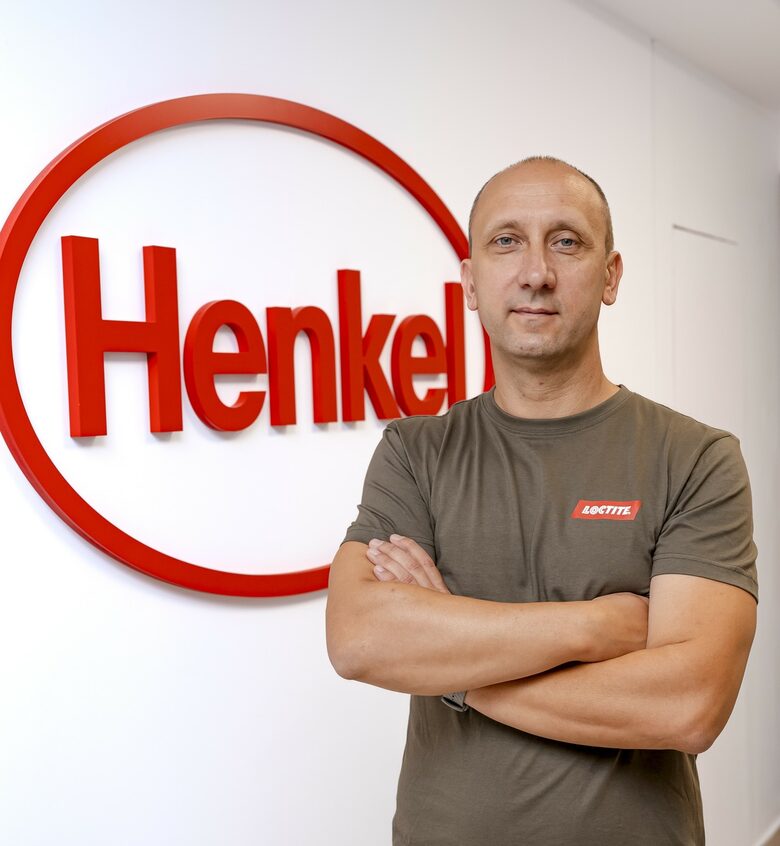 Ангел Вълчев, Field Sales Manager за "Потребителски лепила" Ангел Вълчев, Field Sales Manager за "Потребителски лепила"