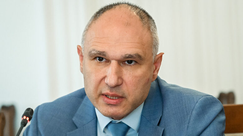 Петър Коев