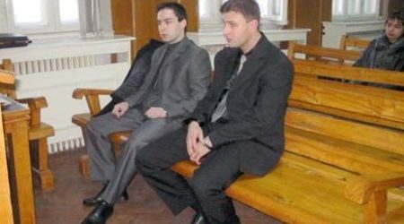 Осъдените за убиството на Мартин Борилски Георги Желязков и Стоян Стоичков - по време на процеса, 2010 година