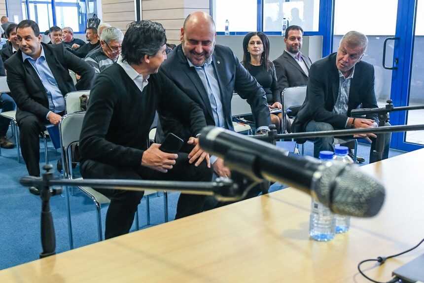 Антон Краус смени Константин Папазов в ръководството на "Левски"