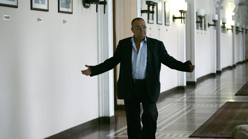 Залив в Антарктида е кръстен на Божидар Димитров