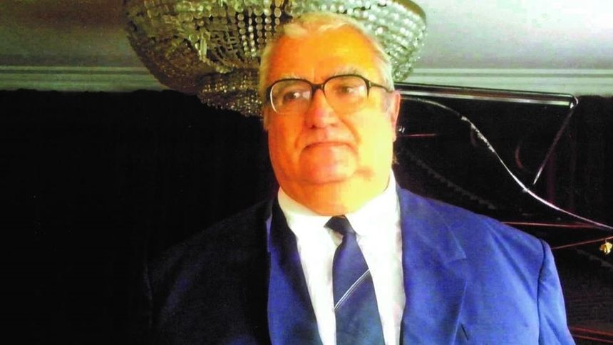Михаил Славов
