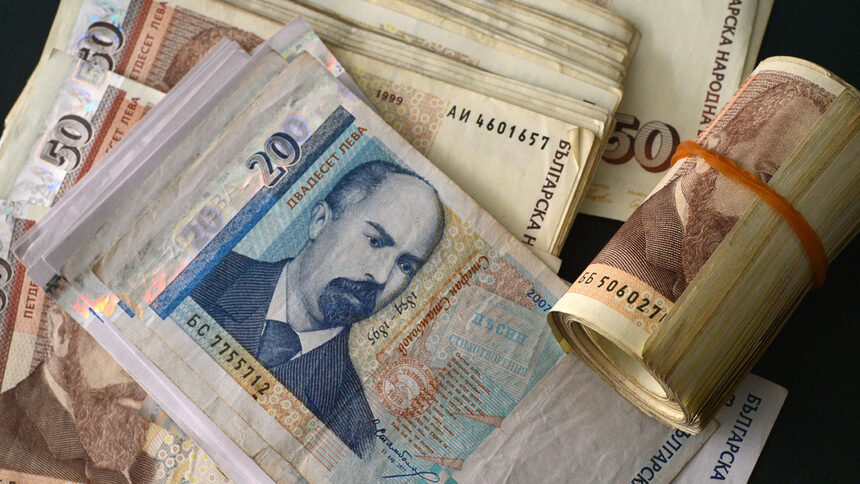  Комисията за отбрана на потребителите стартира инспекции на компаниите за бързи заеми 