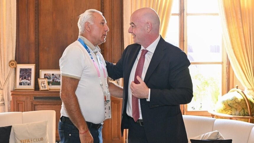 Hristo Stoichkov accepts Infantino's offer to work for FIFA