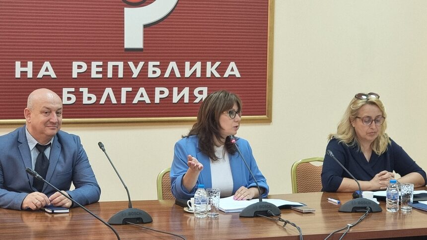 Омбудсманът Велислава Делчева