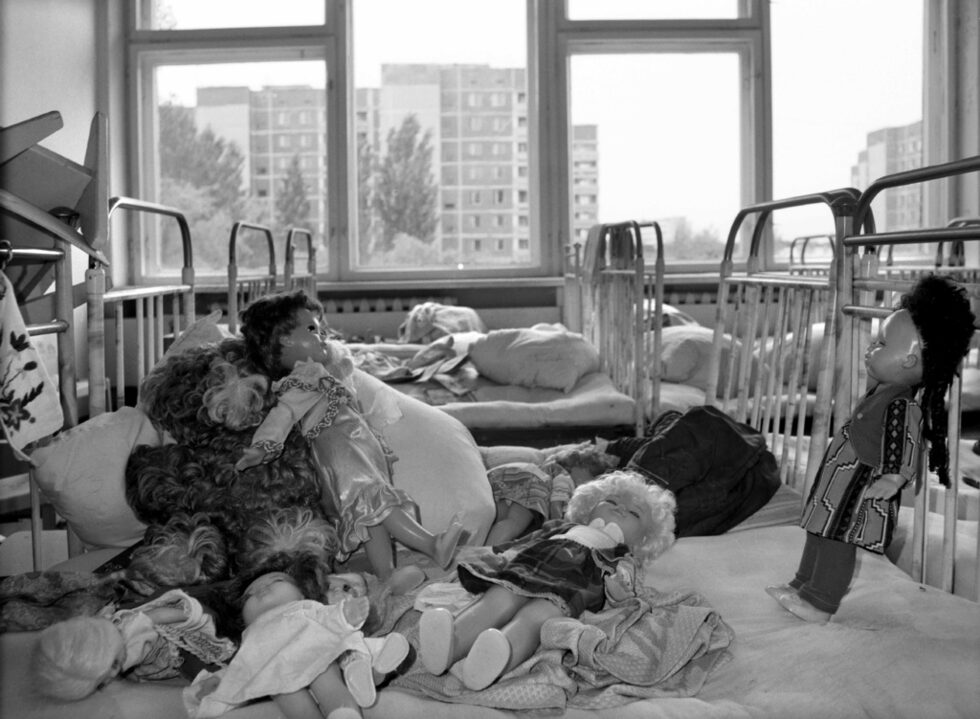 Изоставена детска градина. В Припят е имало много деца. Средната възраст на населението е била 26 години.<br />