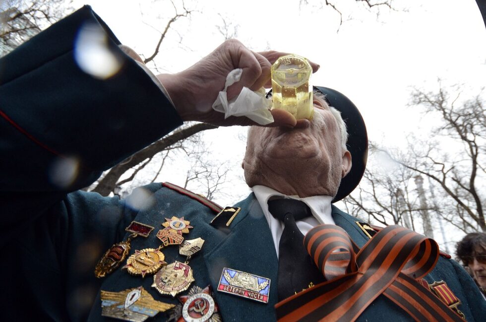 Фотогалерия: Парад и тържества за Деня на победата