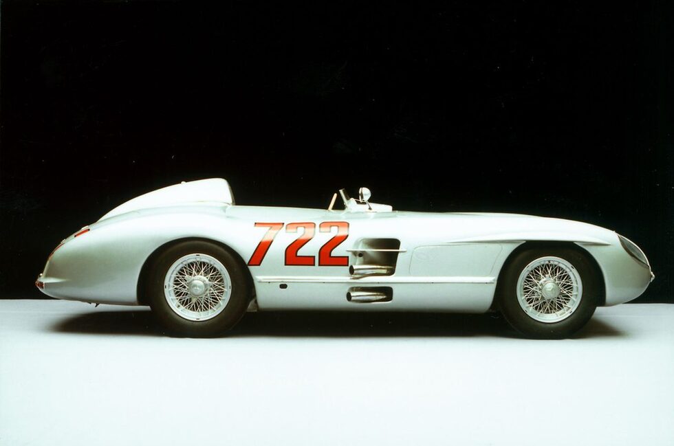 Мерцедес 300 SLR