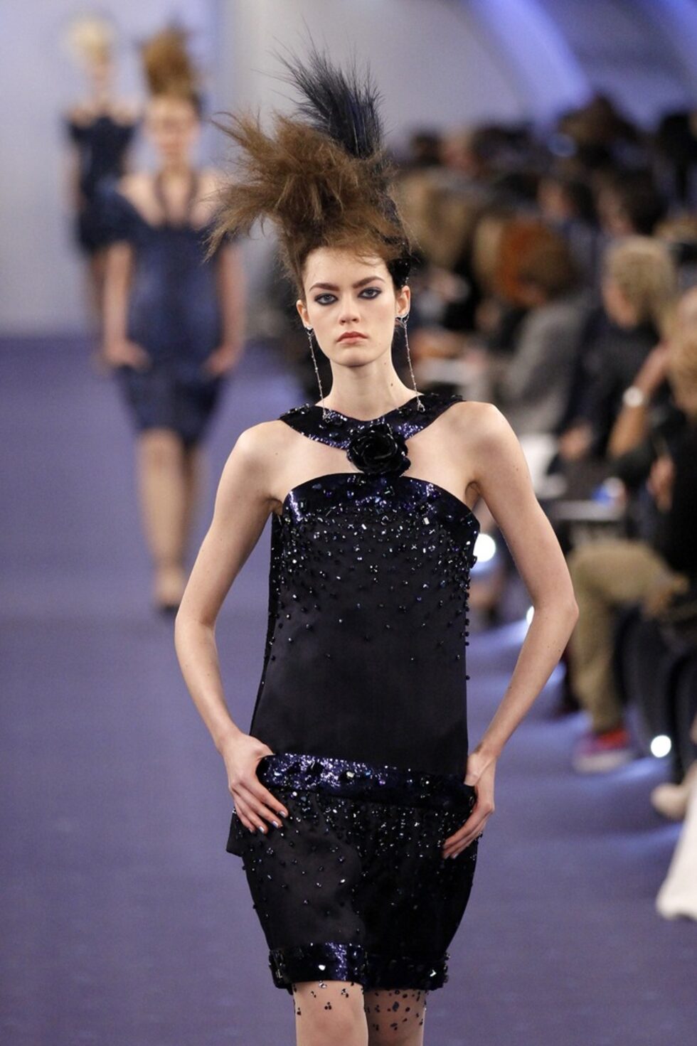 Фотогалерия: Chanel качва висшата мода във въздуха
