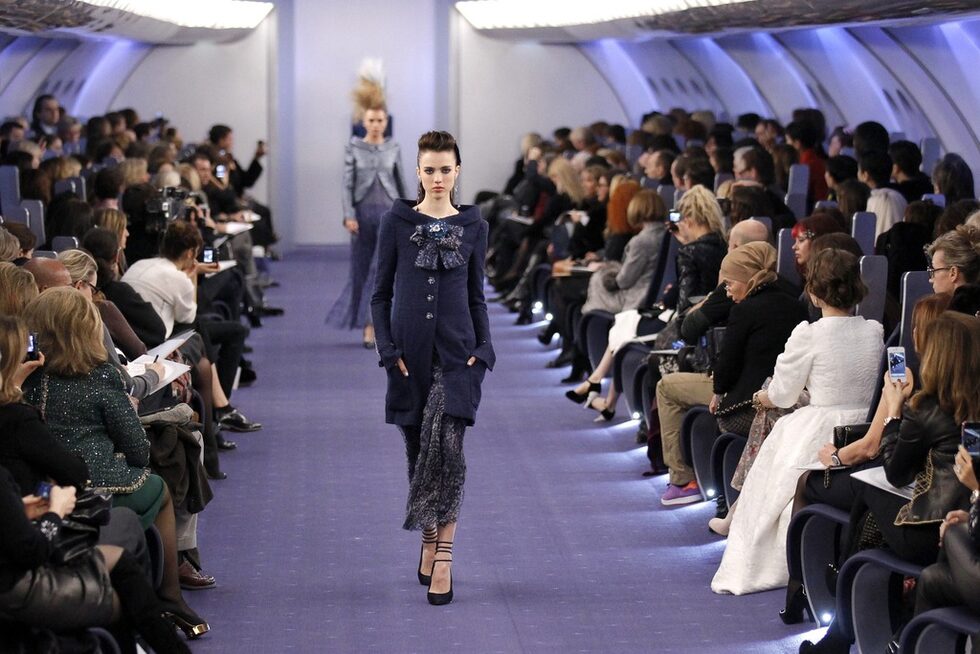 Фотогалерия: Chanel качва висшата мода във въздуха
