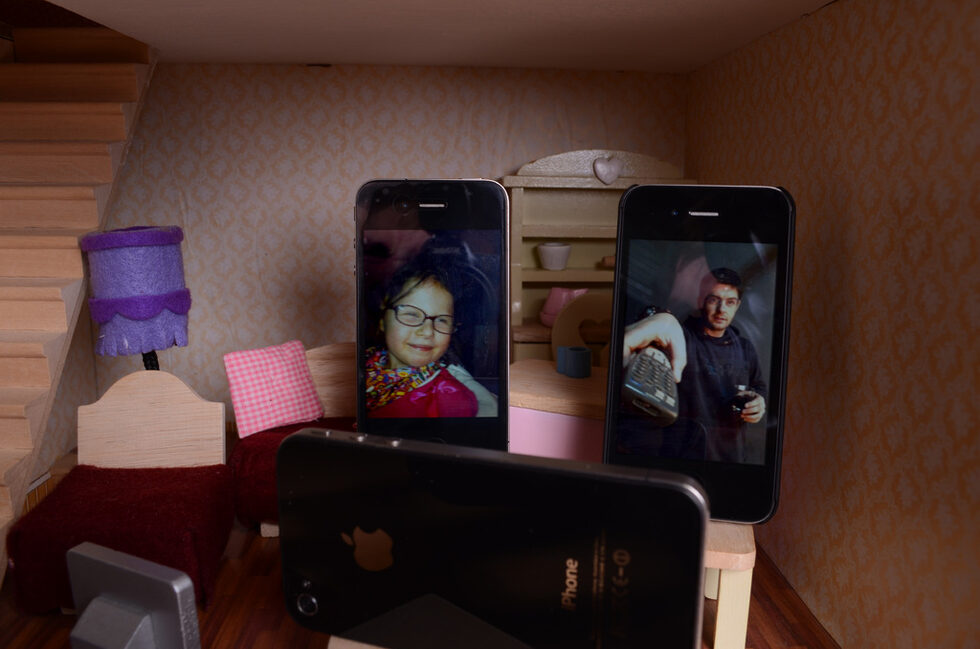 Повече iPhone-и отколкото родени бебета!