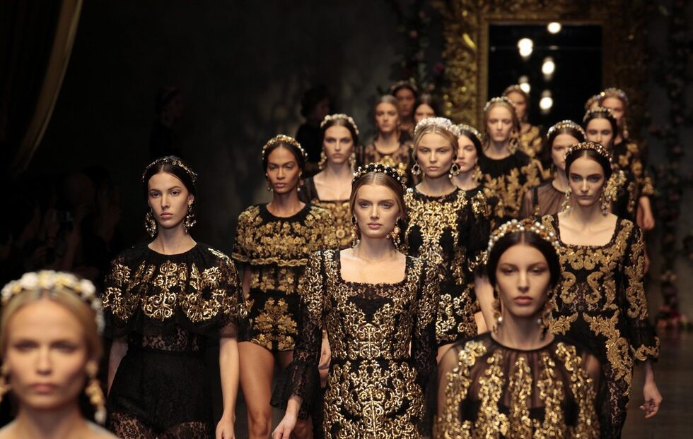 Модели на Dolce & Gabbana.