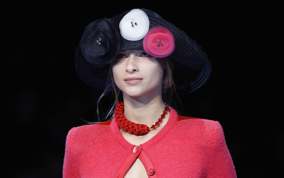 Модели на Emporio Armani.