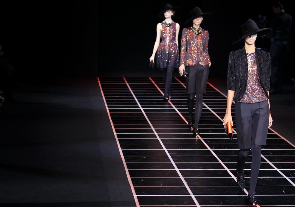 Модели на Giorgio Armani.