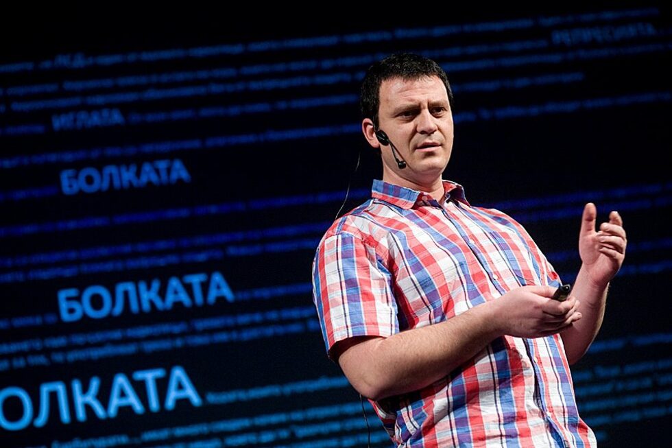 <em>"Мислех наркотиците за свобода, оказаха се затвор."<br /></em><br />Желяз Турлаков, преминал пътя от наркозависим, който харчи по 100 лева на ден за упойващи вещества до основател на терапевтична общност "Нова надежда"<br />