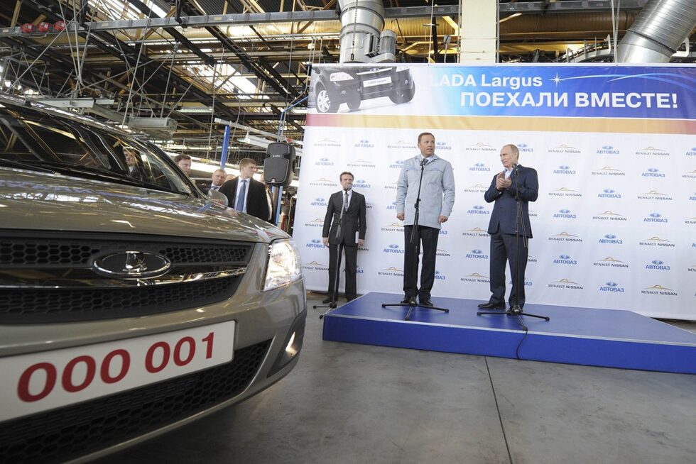 Плановете са до края на годината да бъдат произведени 25 000 коли "Лада Ларгус". От догодина годишния капацитет ще е 70 000 бройки.