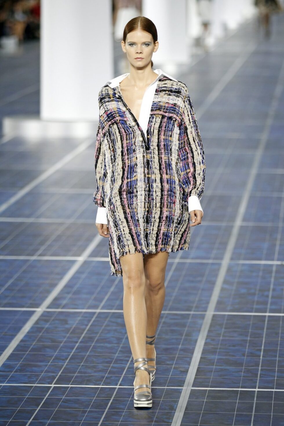Модел на Chanel от колекцията пролет - лято 2013.