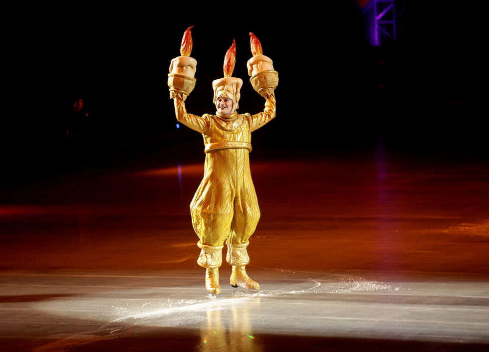 Зрелищното шоу "Нека празнуваме" на серията спектакли Disney On Ice! за първи път зарадва публиката в София в петък, 9 ноември, в зала "Арена Армеец".