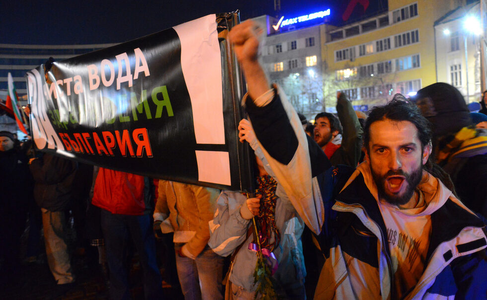 "Никога не съм ходил на Иракли, но не съм съгласен да се строи в защитен район. Мислех си да отида следващата година, надявам се да има какво да видя, защото съм слушал истории колко е красиво". Това разказва Георги, който предпочита да запишем, че е Жоро