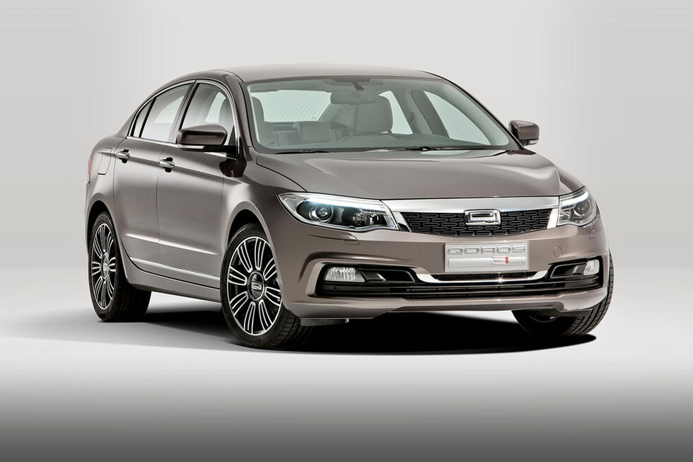 Седем години след създаването си китайската компания Qoros Auto Co. Ltd е готова да атакува пазарите в Европа, като на автосалона в Женева (5-17 март) ще представи три модела, сред които и един хибрид. Все още непознатата в Европа компания, е съвместен проект на най-големия китайски частен производител на автомобили - Chery Automobile и израелски холдинг.