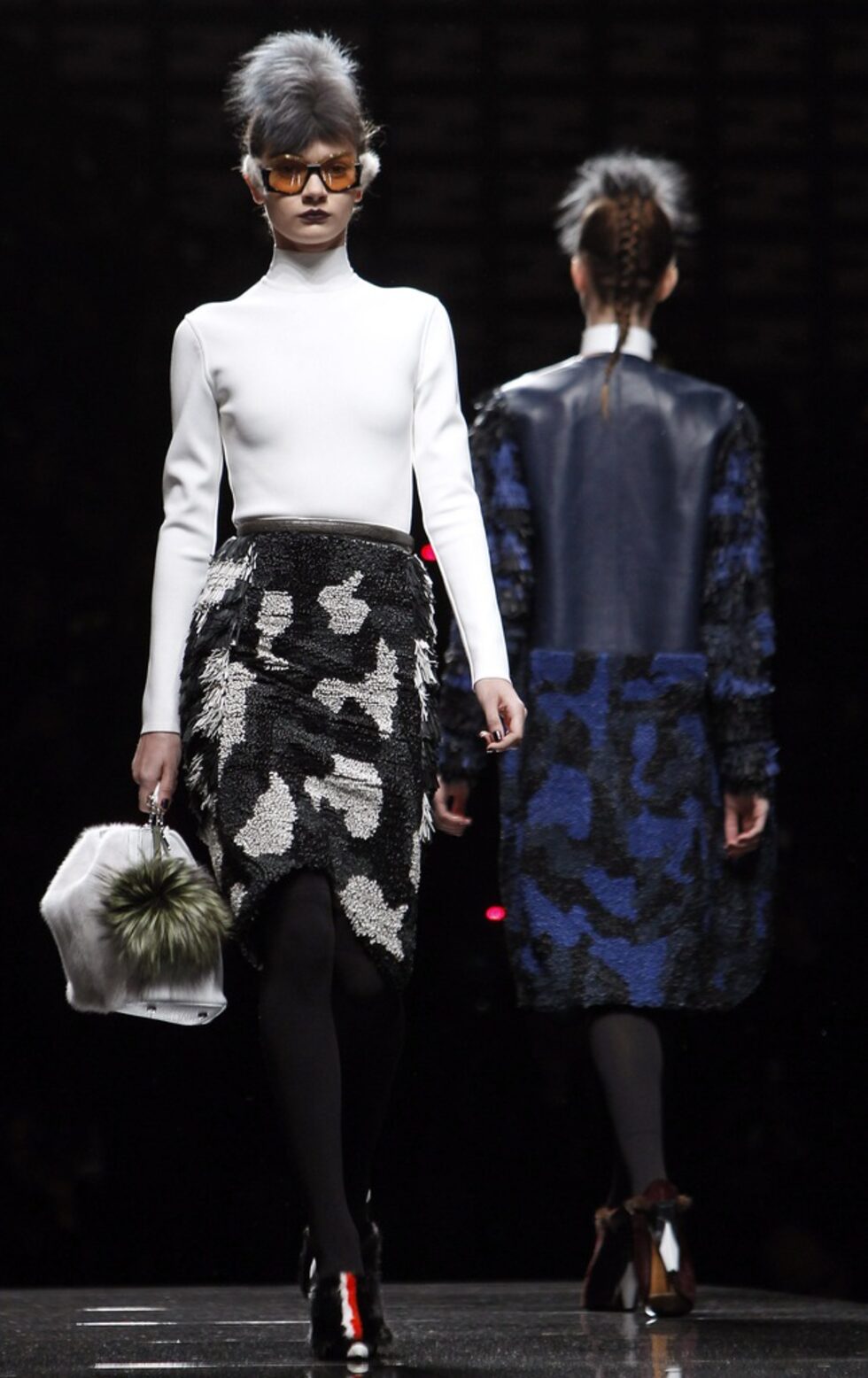 Луксозната модна марка "Фенди" (Fendi) представи новата си колекция за жени през сезон есен-зима 2013-2014 г. по време на Седмица на модата в Милано на 21 февруари, четвъртък.