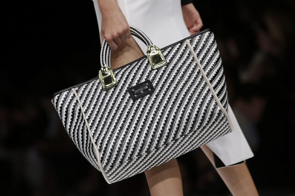 Чанта от новата колекция на Just Cavalli