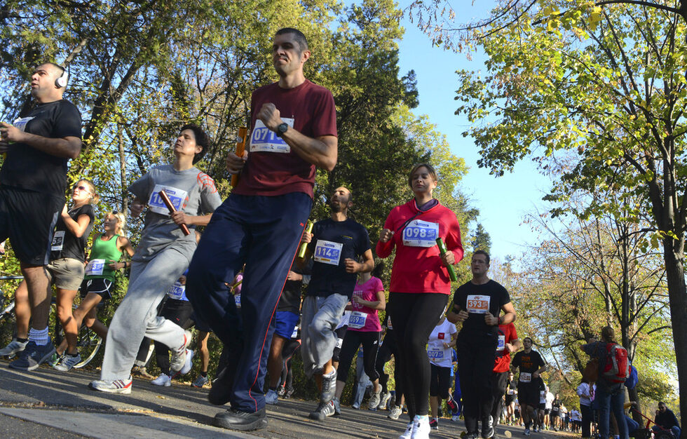 Фотогалерия: Второто благотворително бягане Sofia Evening Run