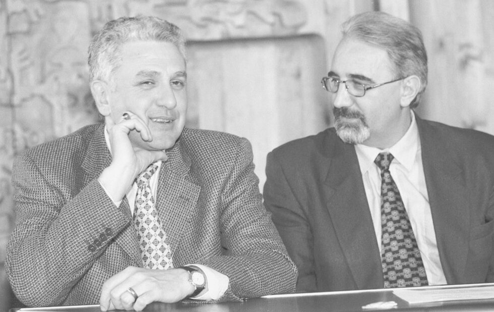 Бисеров с финансовия министър Муравей Радев.