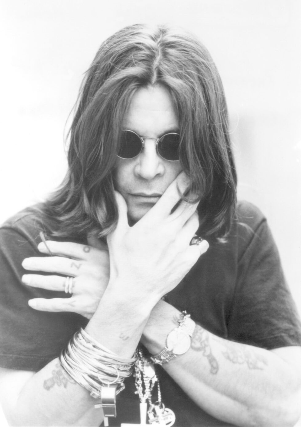Първоначалната идея е групата да се нарича Blizzard of Ozz, а на обложката на едноименния първи албум да присъства и името на Ози. Издателската компания обаче по погрешка поставя името на Ози с големи букви, а Blizzard of Ozz е написано със значително по-малки. Така сред широката общественост групата става популярна под името Ozzy Osbourne Band, което се възприема и от членовете на групата като официално наименование.