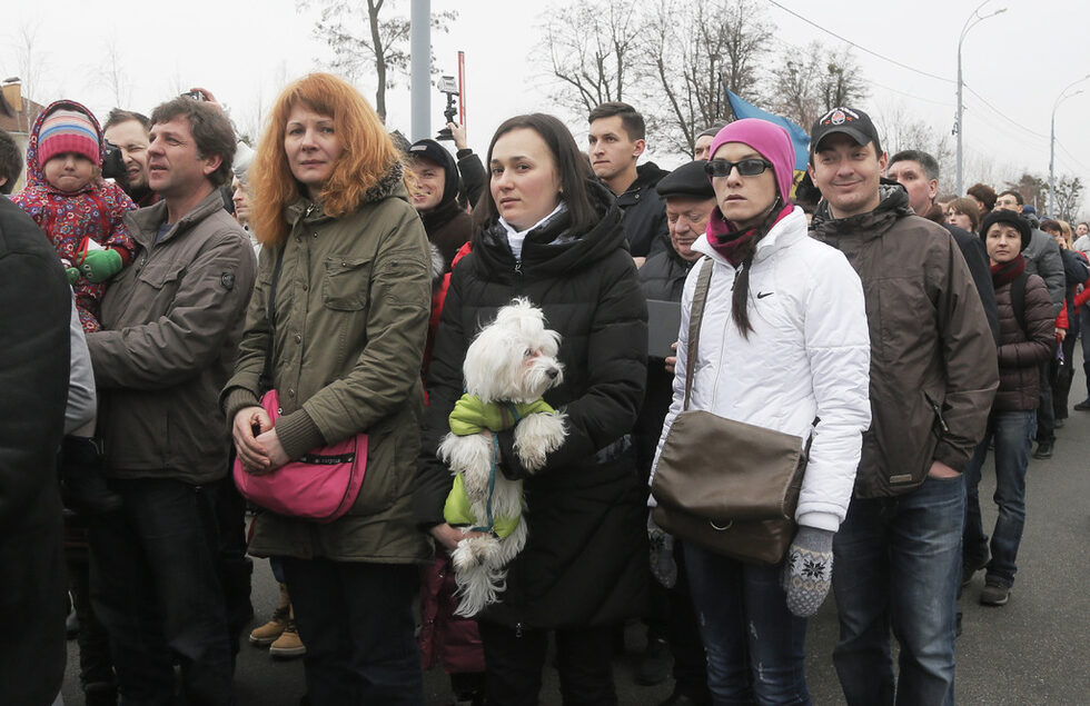 Малцина извън семейството на Янукович и шепа избрани са посещавали това тайно място с хеликоптерна площадка и хангар, в който доскоро са стояли поне две машини.