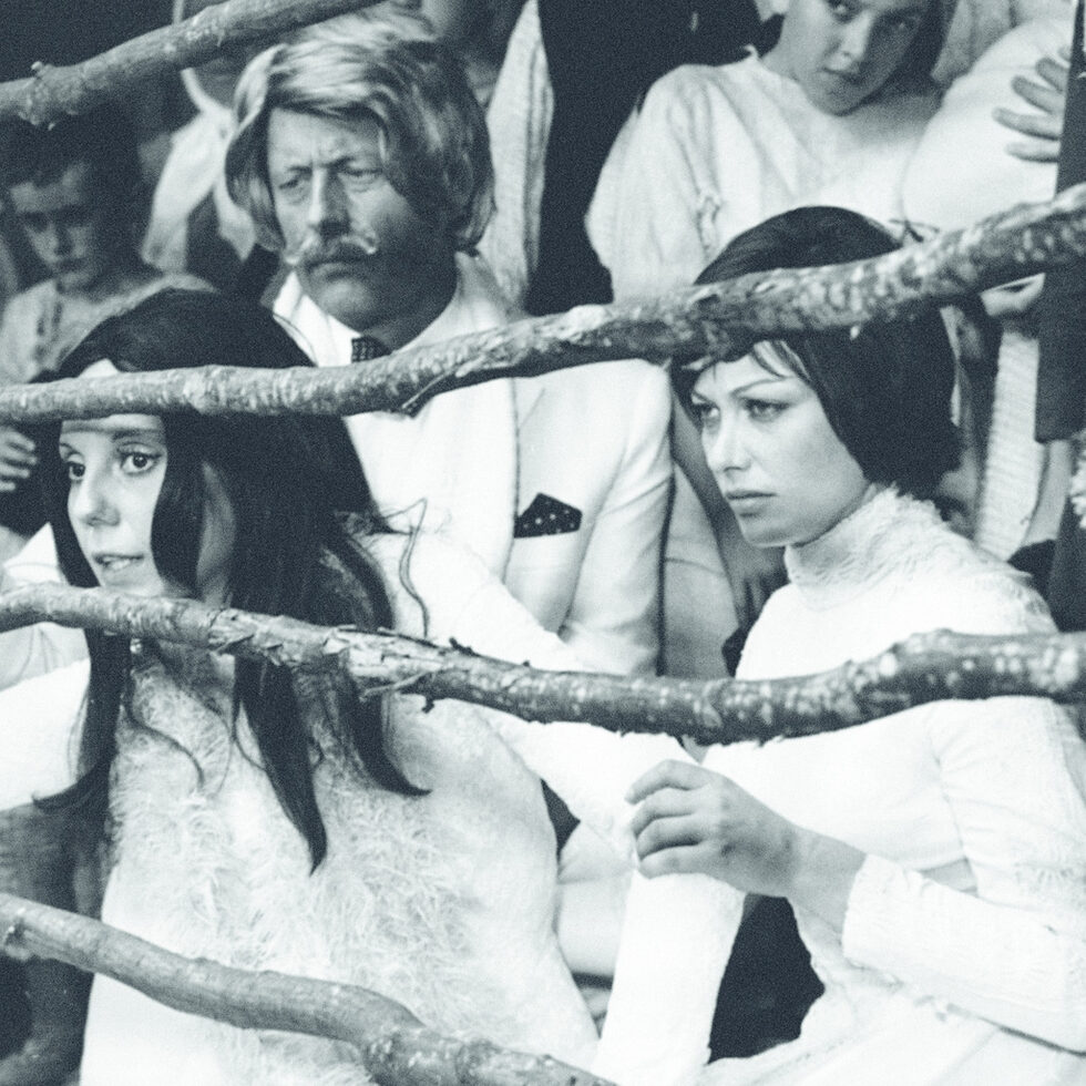 Във филма "Буна" на Вили Цанков от 1975 г.