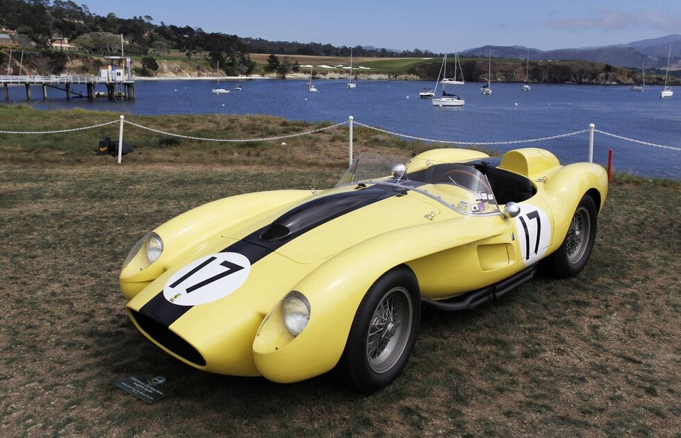 Ferrari 250 Testa Rossa Scaglietti Spyder от 1958 година.