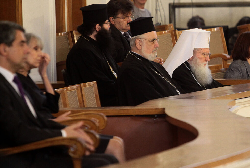 Народното събрание затвори днес изборния цикъл като одобри новото правителство.
