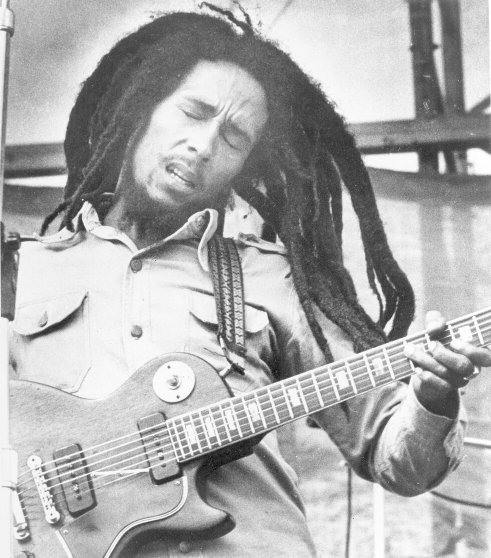 Заедно с "The Wailers" Боб Марли прави няколко много добри сингъла - "Soul Rebel", "Duppy Conquerer", "400 Years" и "Small Axe". Групата издава първия си албум "Catch a Fire". След него издават "Burnin'", който включва хитовете "Get Up Stand Up" и "I Shot the Sheriff".
На снимката: На концерт през 1978 г.
