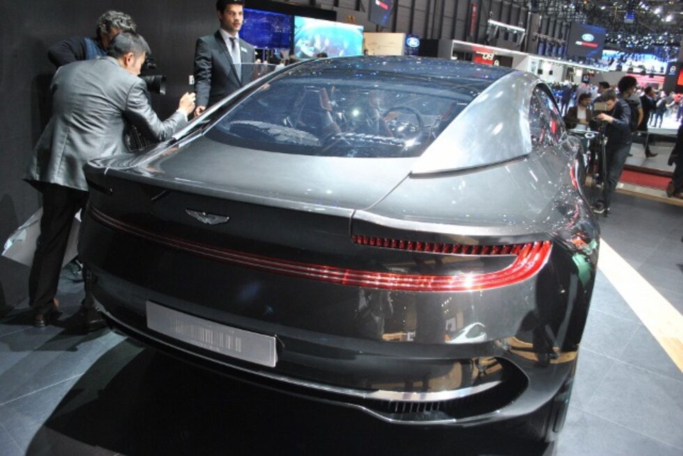 DBX Concept има амбицията да предложи луксозно, стилно, практично и отговорно към природата придвижване.