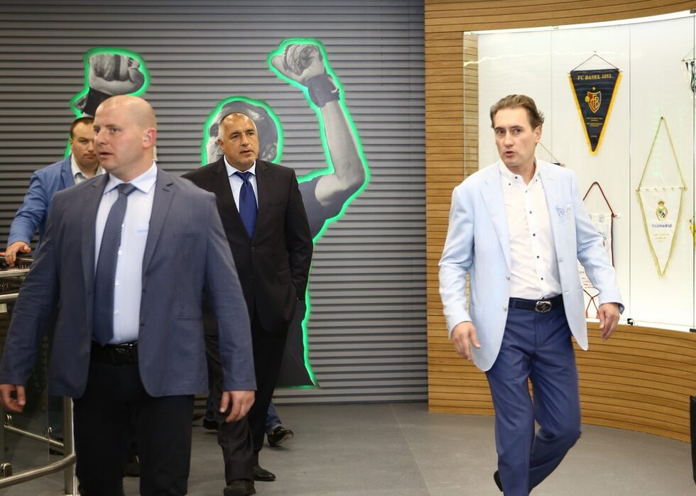 Министър-председателят Бойко Борисов участва в прерязването на лентата на новия сектор "Козмин Моци" на "Лудогорец арена"