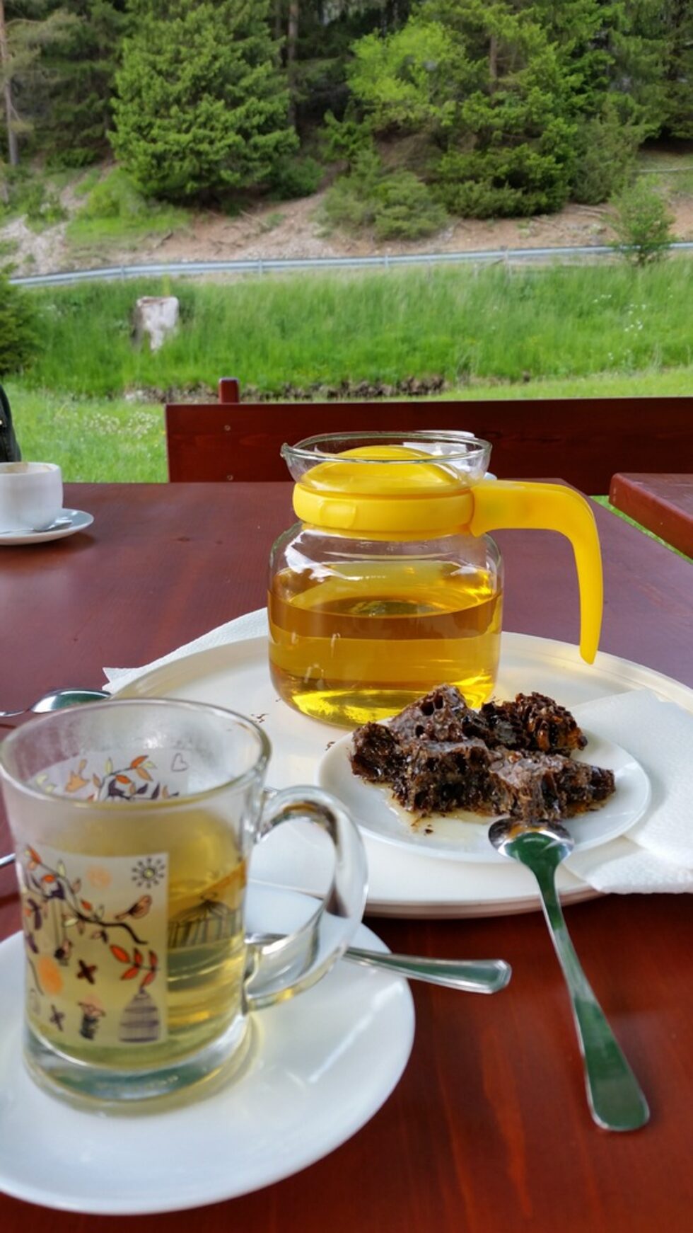 Родопски чай с мед на изпроводяк