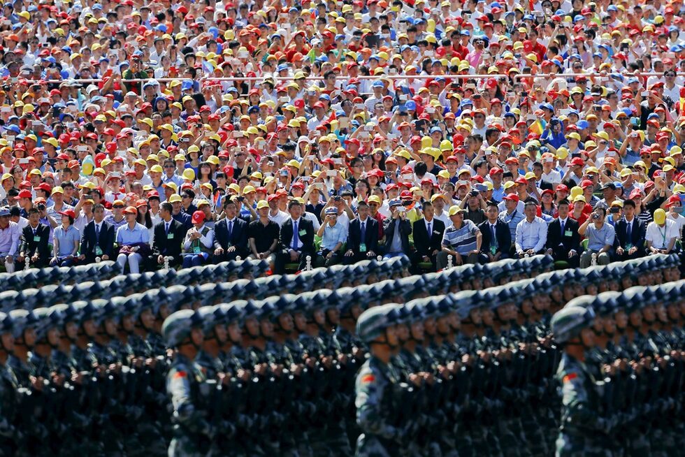 Фотогалерия: Какво показа Китай на големия военен парад