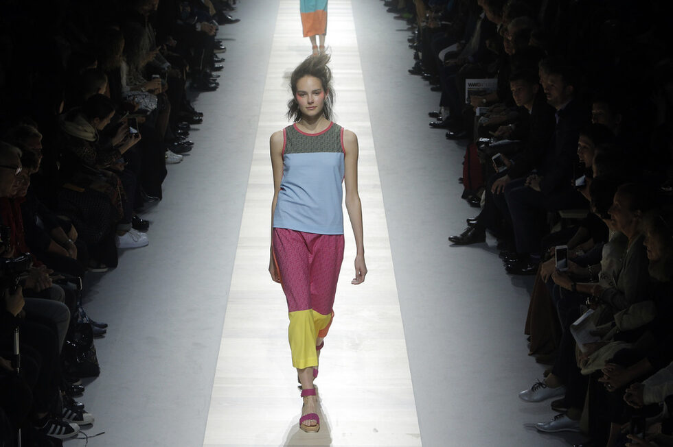 Фотогалерия: Мода на фурна от Issey Miyake