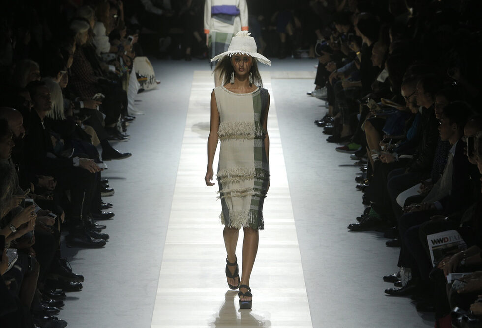 Фотогалерия: Мода на фурна от Issey Miyake